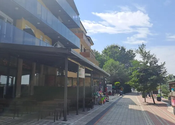 Snow White Апартаменты